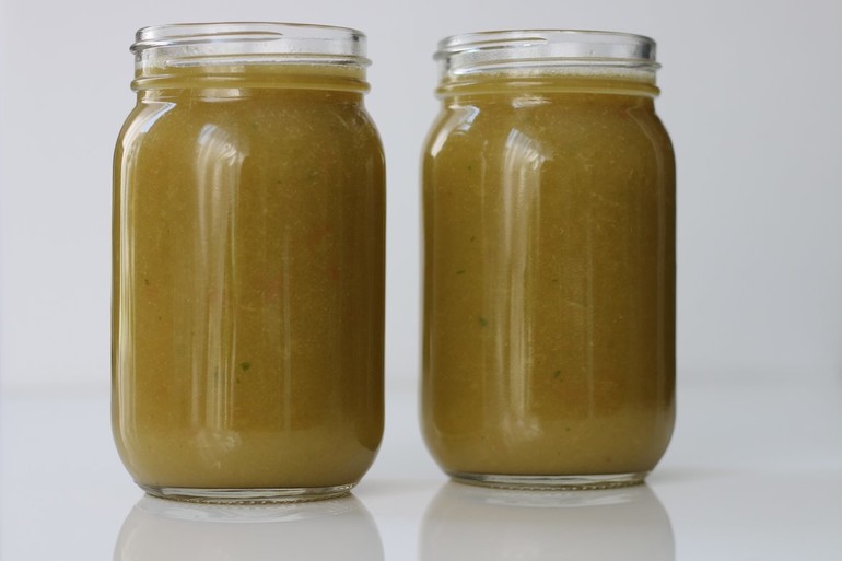 Sok z kiwi, pomarańczy, grejpfruta, nektarynki, brzoskwini i szpinaku