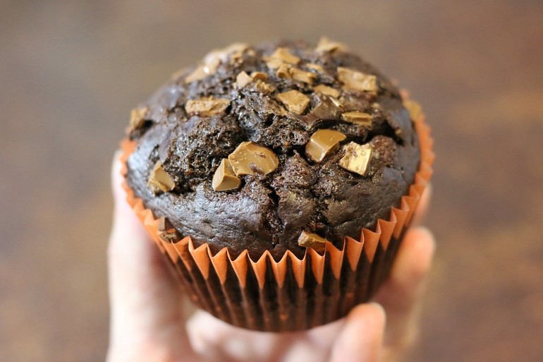 dodatkowy obraz dla Podwójnie czekoladowe muffinki