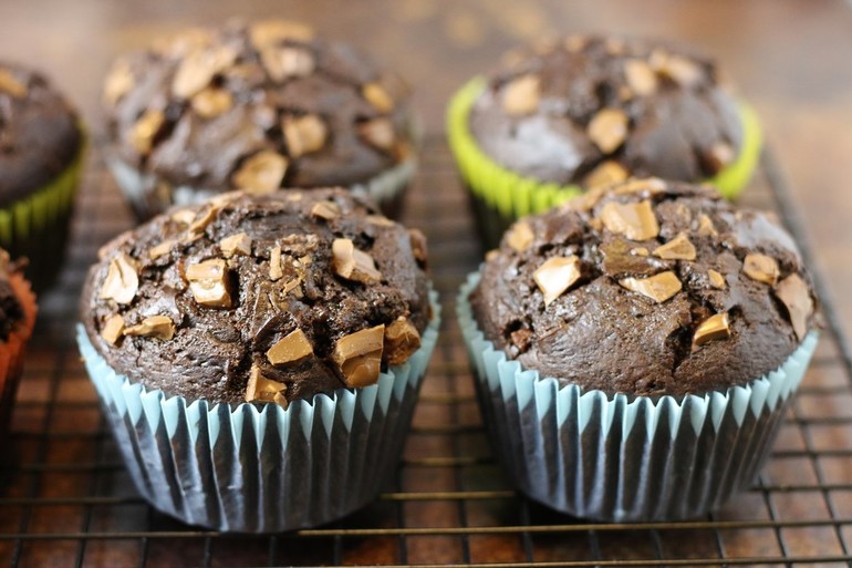 dodatkowy obraz dla Podwójnie czekoladowe muffinki