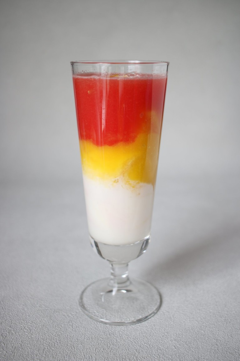 dodatkowy obraz dla Koktajl - jogurt, mango, arbuz