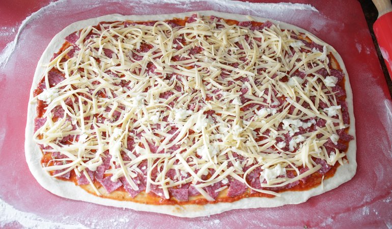 dodatkowy obraz dla Pizzerinki z salami