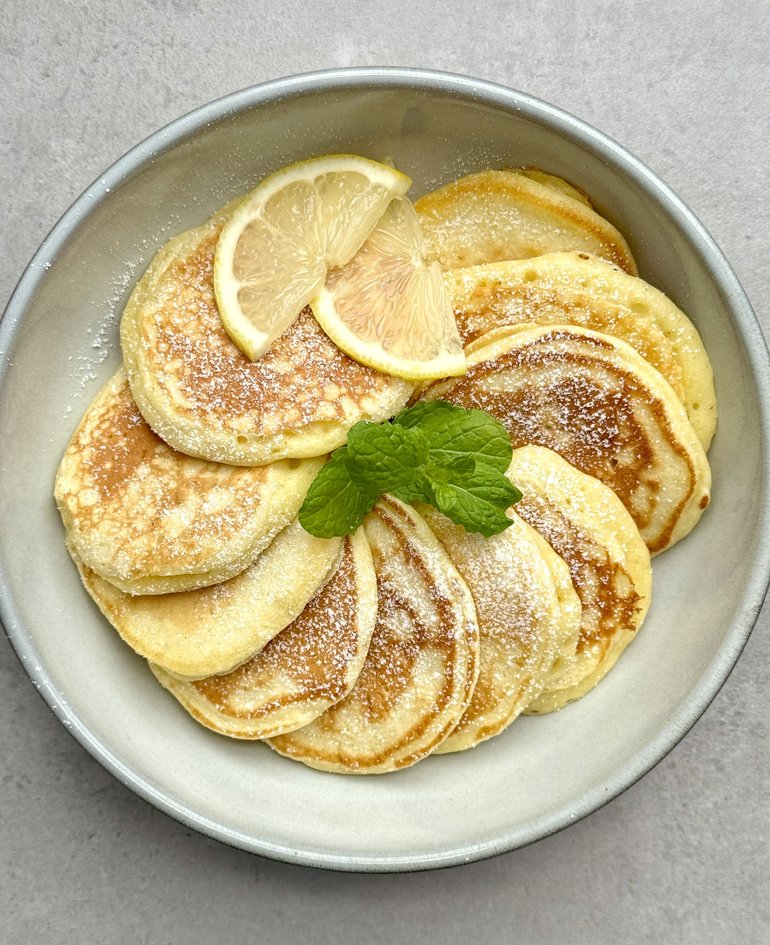 Cytrynowe pancakes z maślanką